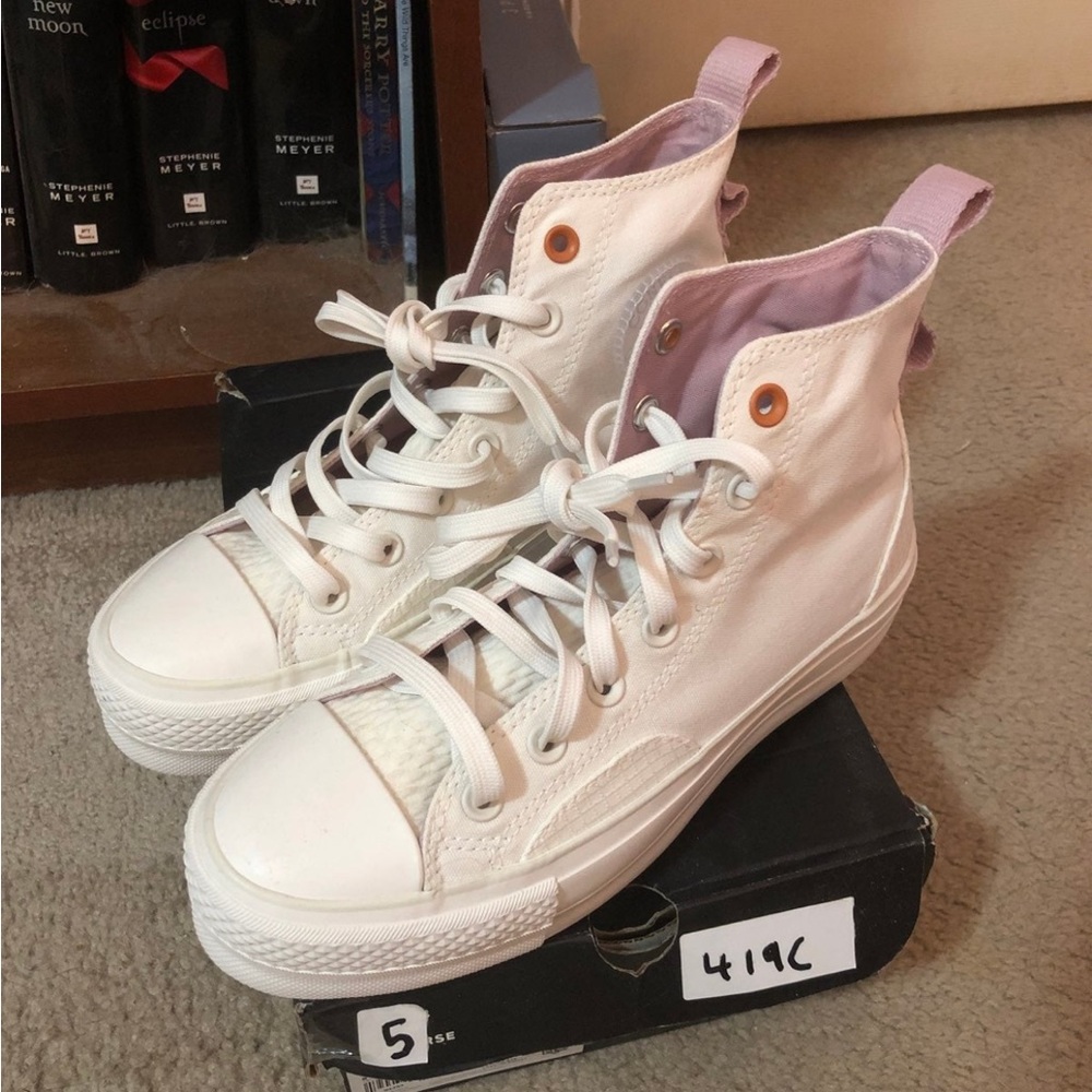Future Utility Converse Platform in Vintage White/Egret